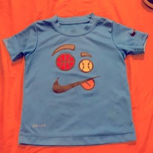 Boys dri-fit Nike
